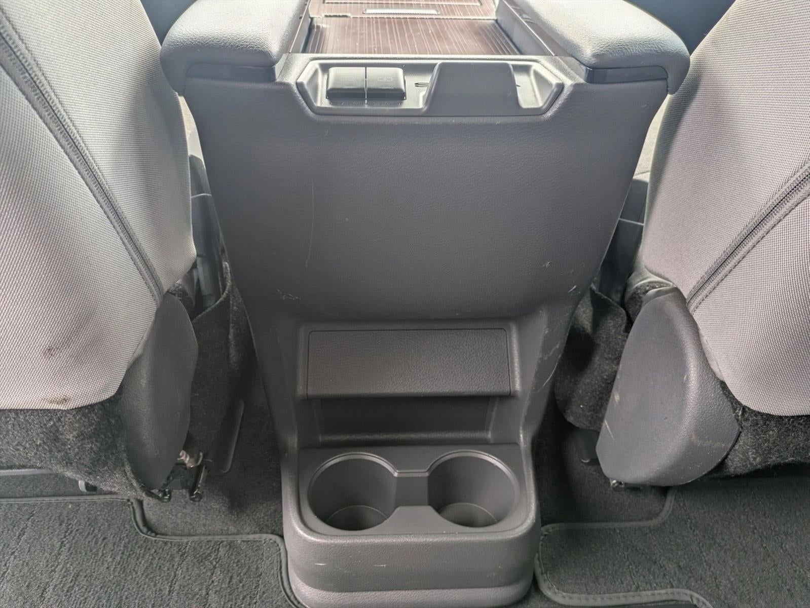 2021 Toyota Sienna LE FWD 8-Passenger (Natl)