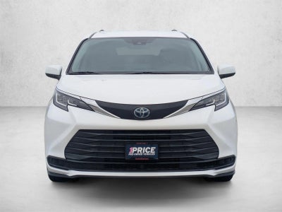 2021 Toyota Sienna LE FWD 8-Passenger (Natl)