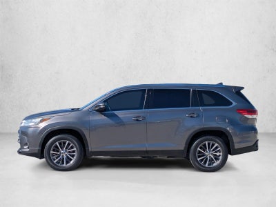 2019 Toyota Highlander XLE V6 FWD (Natl)
