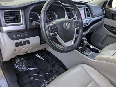 2019 Toyota Highlander XLE V6 FWD (Natl)