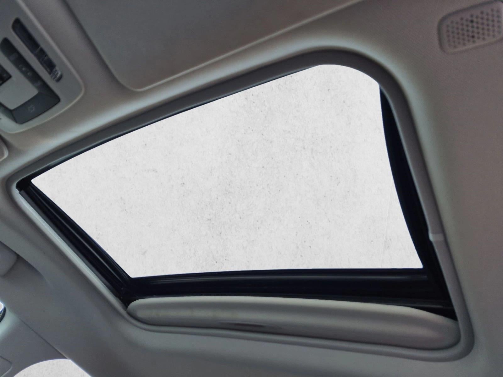 2021 Toyota Sienna XLE FWD 8-Passenger (Natl)