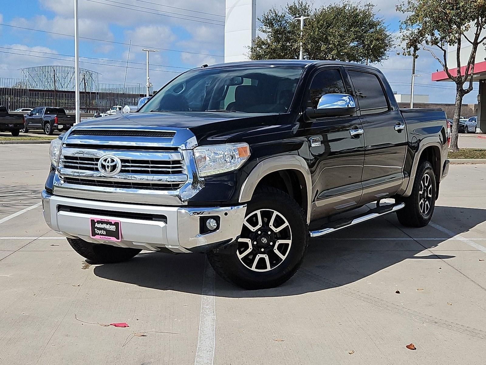2015 Toyota Tundra 4WD Truck 4WD CrewMax Short Bed 5.7L FFV 1794 (Natl)
