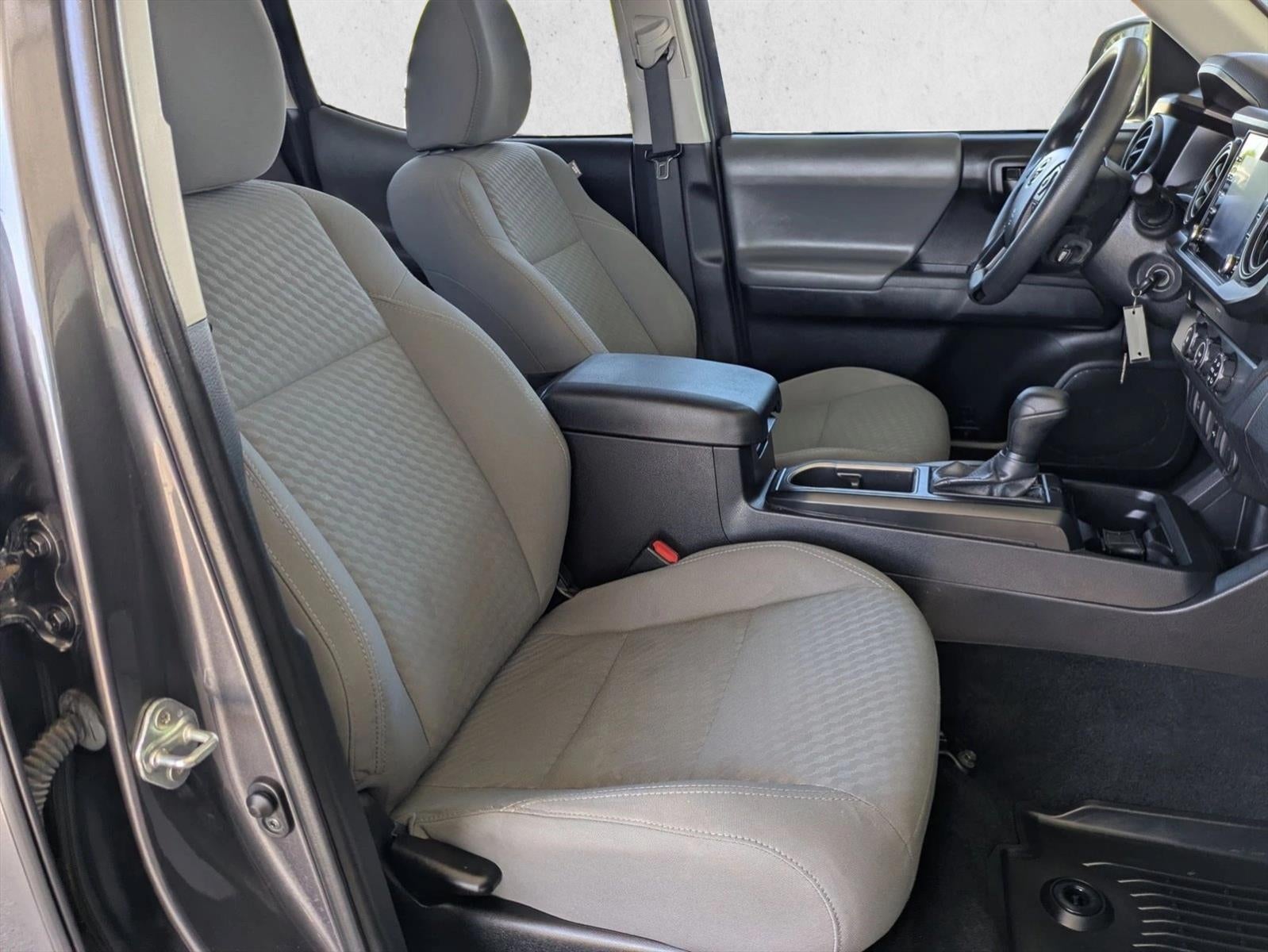 2021 Toyota Tacoma 2WD 2WD SR Double Cab 5' Bed I4 AT (GS)