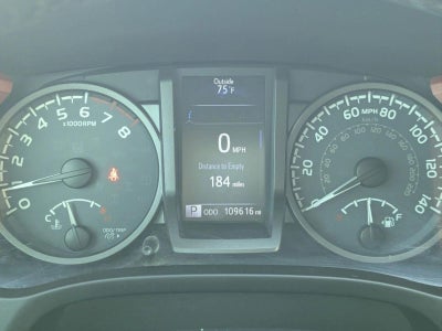 2017 Toyota Tacoma TRD Off Road Double Cab 5' Bed V6 4x4 AT (Natl)