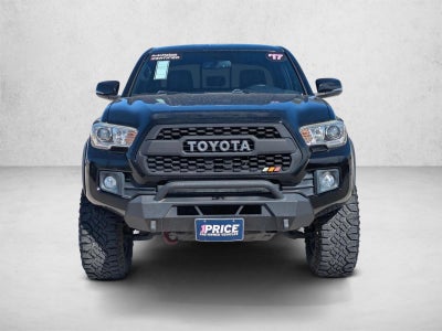 2017 Toyota Tacoma TRD Off Road Double Cab 5' Bed V6 4x4 AT (Natl)