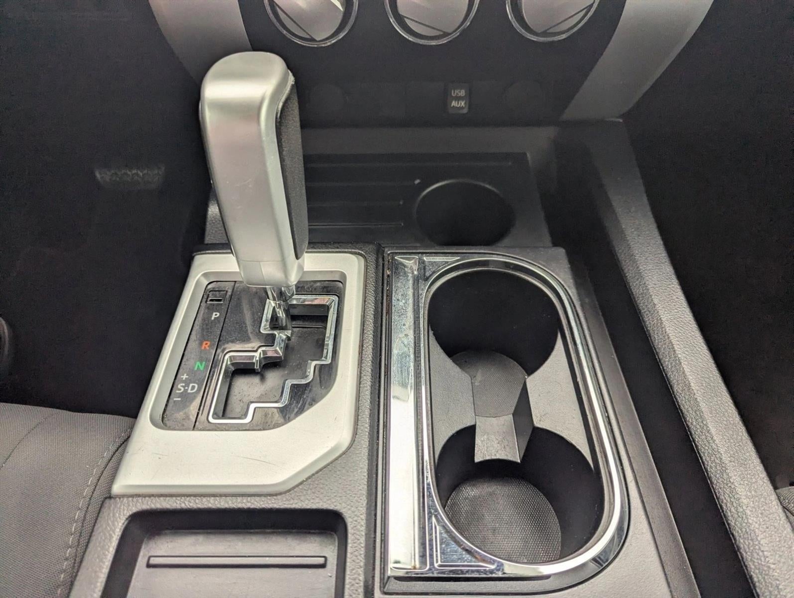 2018 Toyota Tundra 2WD 2WD SR5 CrewMax 5.5' Bed 5.7L (SE)