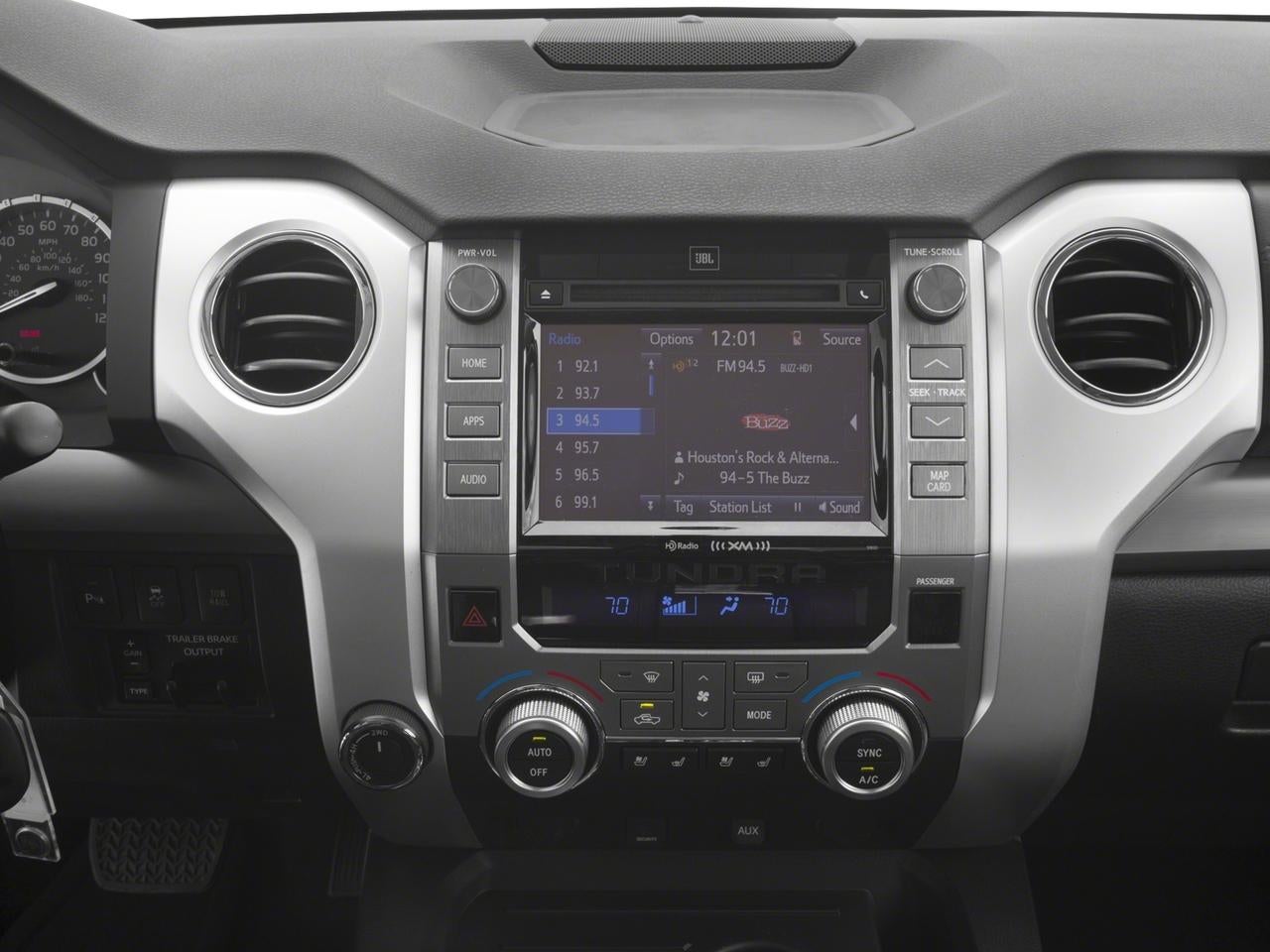 2017 Toyota Tundra 2WD 2WD Platinum CrewMax 5.5' Bed 5.7L FFV (SE)