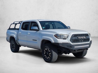 2017 Toyota Tacoma Limited Double Cab 5' Bed V6 4x4 AT (Natl)