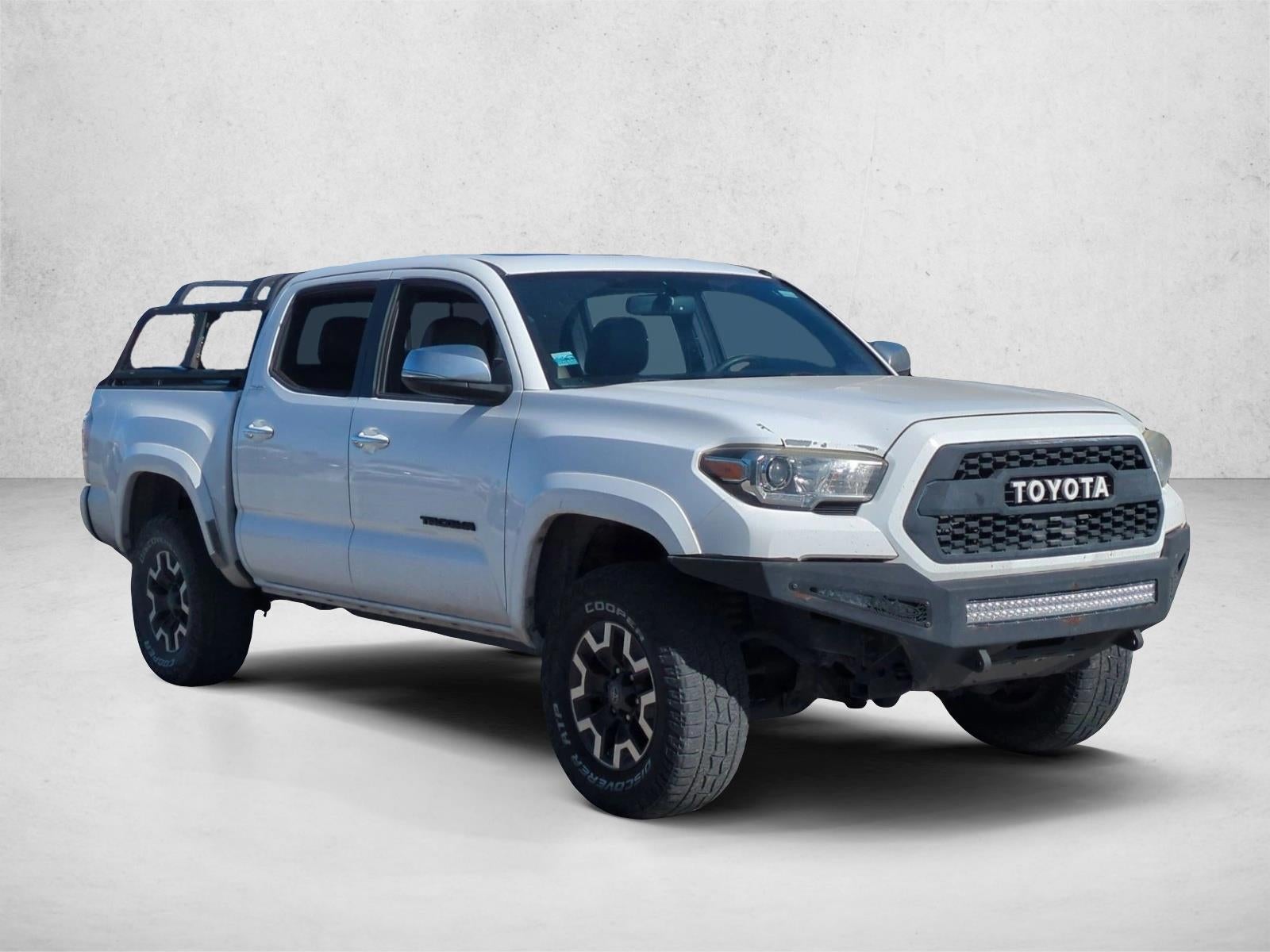 2017 Toyota Tacoma Limited Double Cab 5' Bed V6 4x4 AT (Natl)