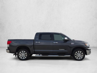 2013 Toyota Tundra 4WD Truck 4WD CrewMax Short Bed 5.7L FFV Platinum (Natl)