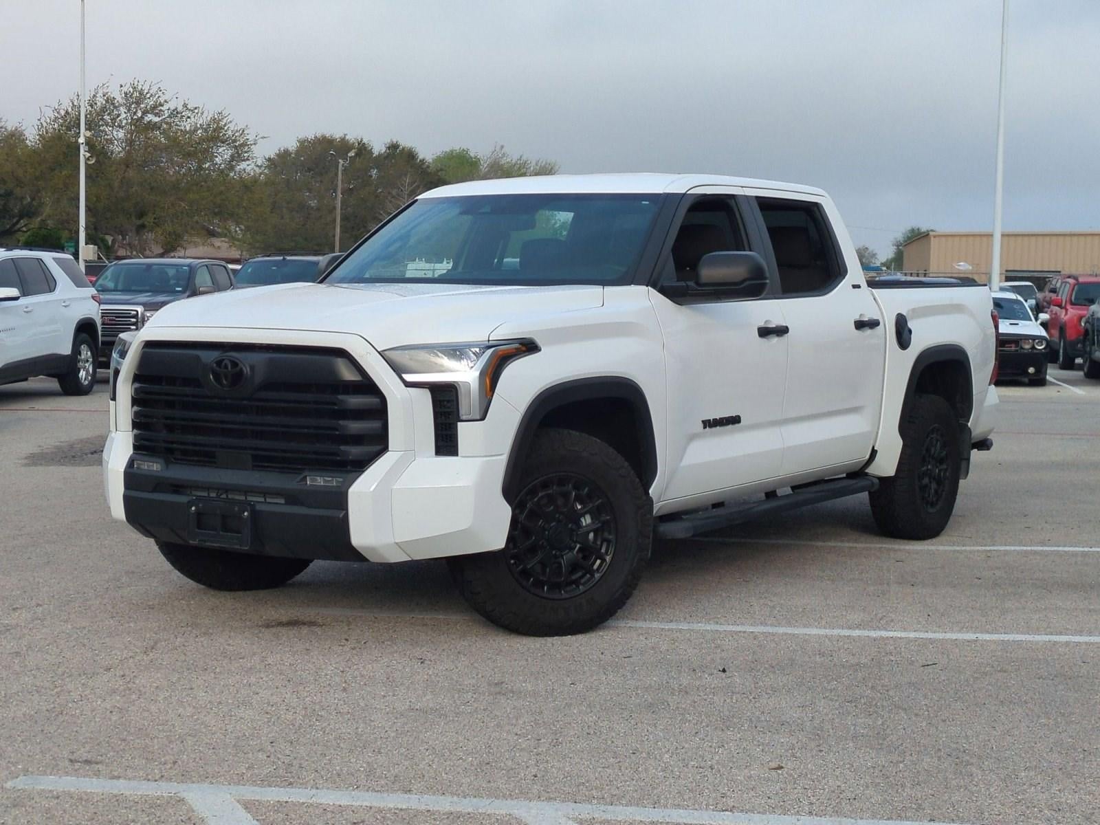 2025 Toyota Tundra 4WD 4WD SR5 CrewMax 5.5' Bed (GS)