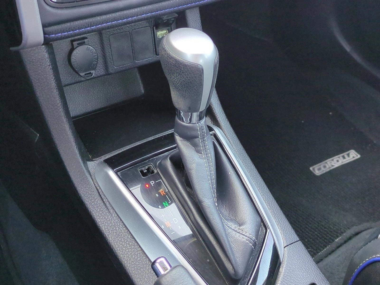 2017 Toyota Corolla SE CVT (Natl)