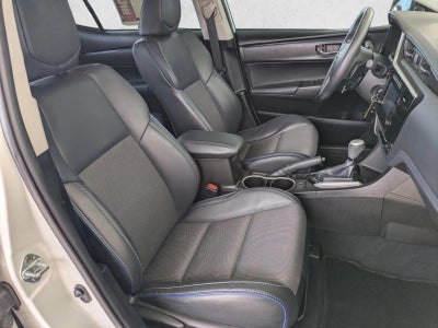 2017 Toyota Corolla SE CVT (Natl)