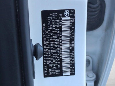 2017 Toyota Corolla SE CVT (Natl)