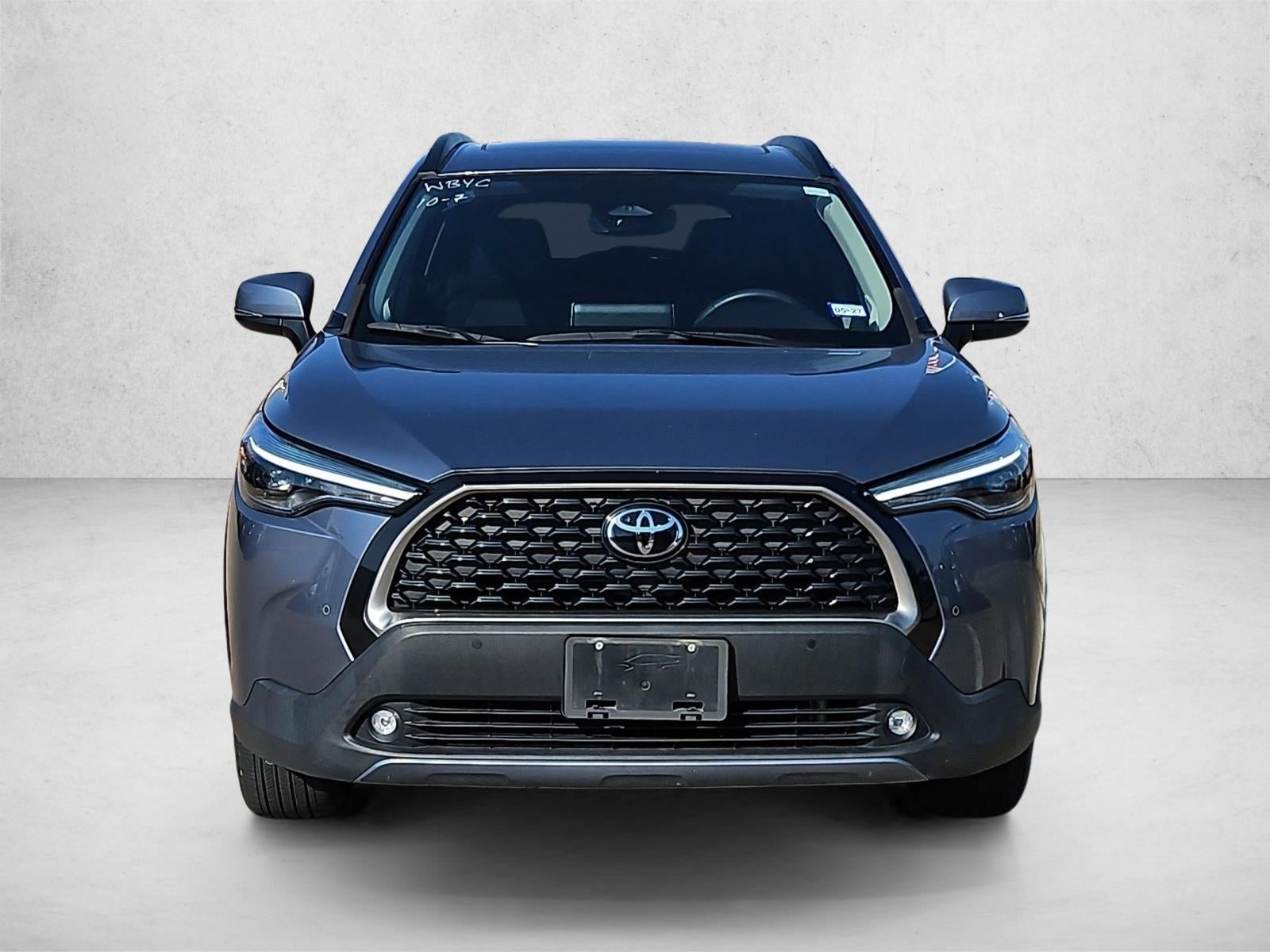 2024 Toyota Corolla Cross XLE 2WD (Natl)