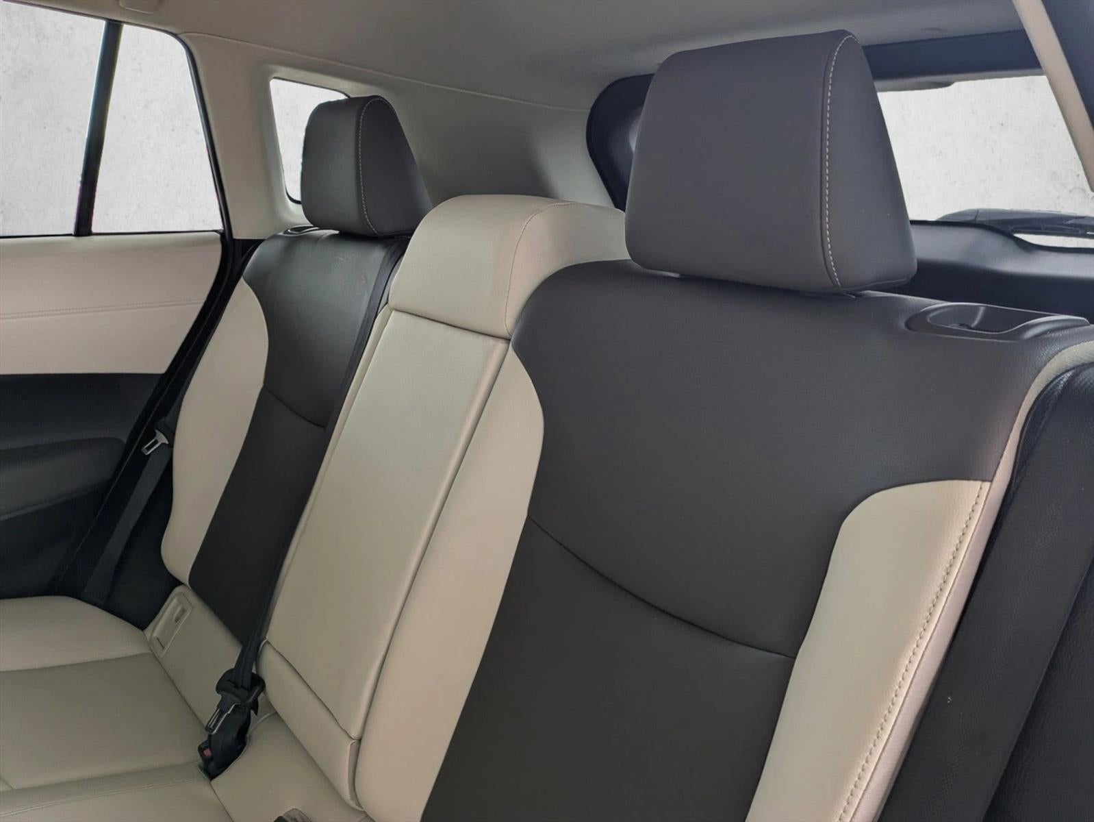 2024 Toyota Corolla Cross XLE 4WD (Natl)