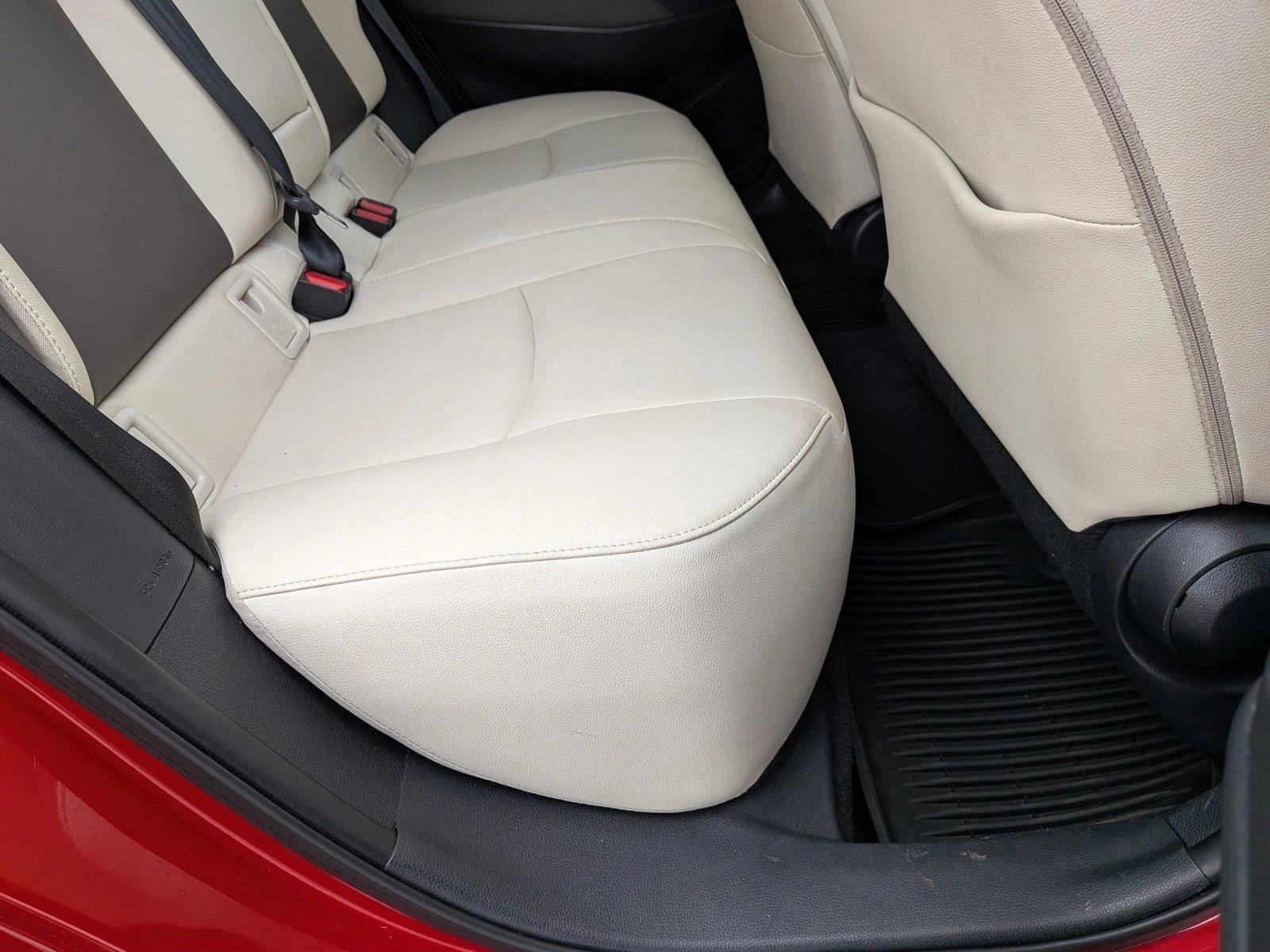 2024 Toyota Corolla Cross XLE 4WD (Natl)