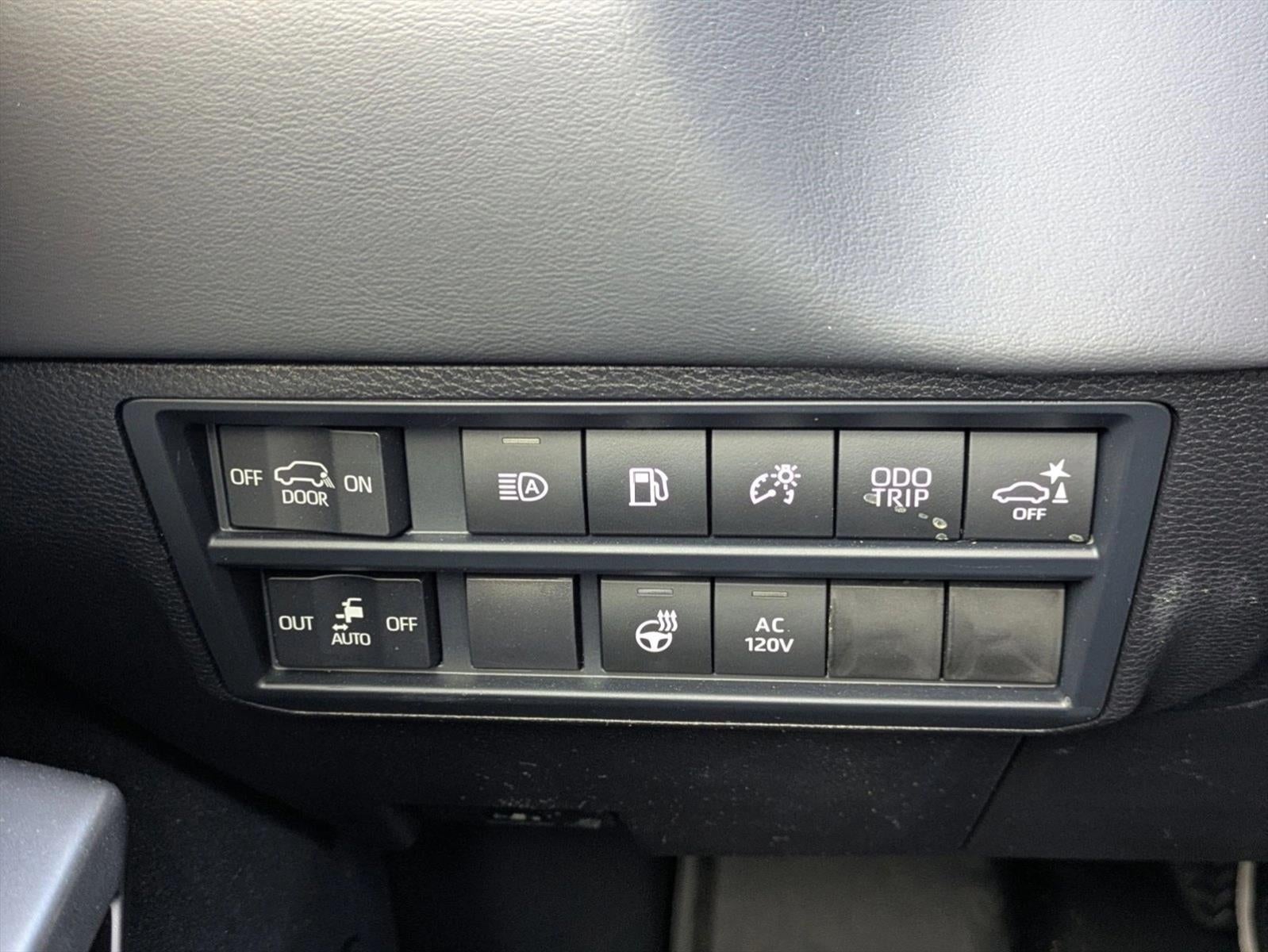 2025 Toyota Sequoia Platinum 4WD (Natl)