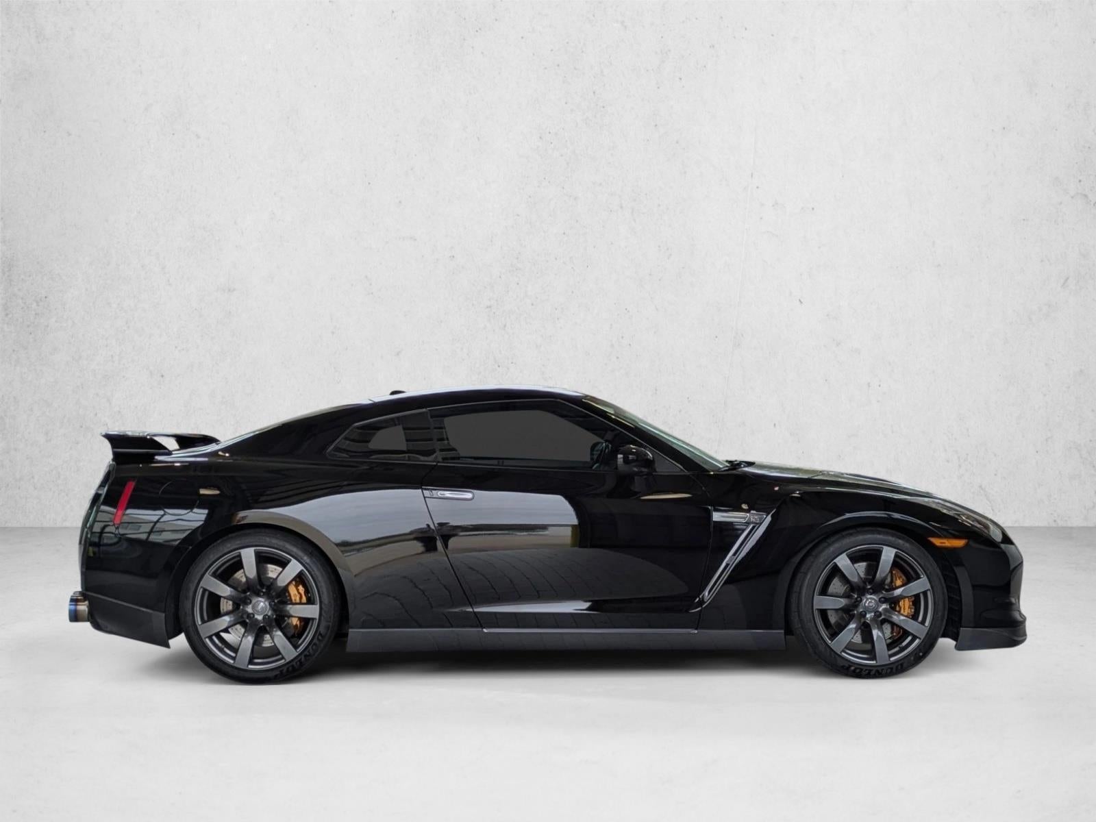 2009 Nissan GT-R 2dr Cpe Premium