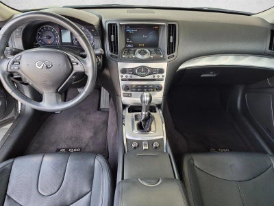 2015 INFINITI Q60 Convertible RWD
