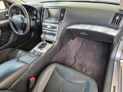 2015 INFINITI Q60 Convertible RWD
