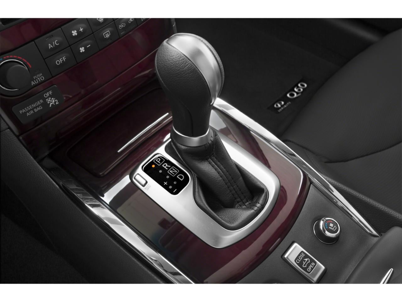 2015 INFINITI Q60 Convertible RWD