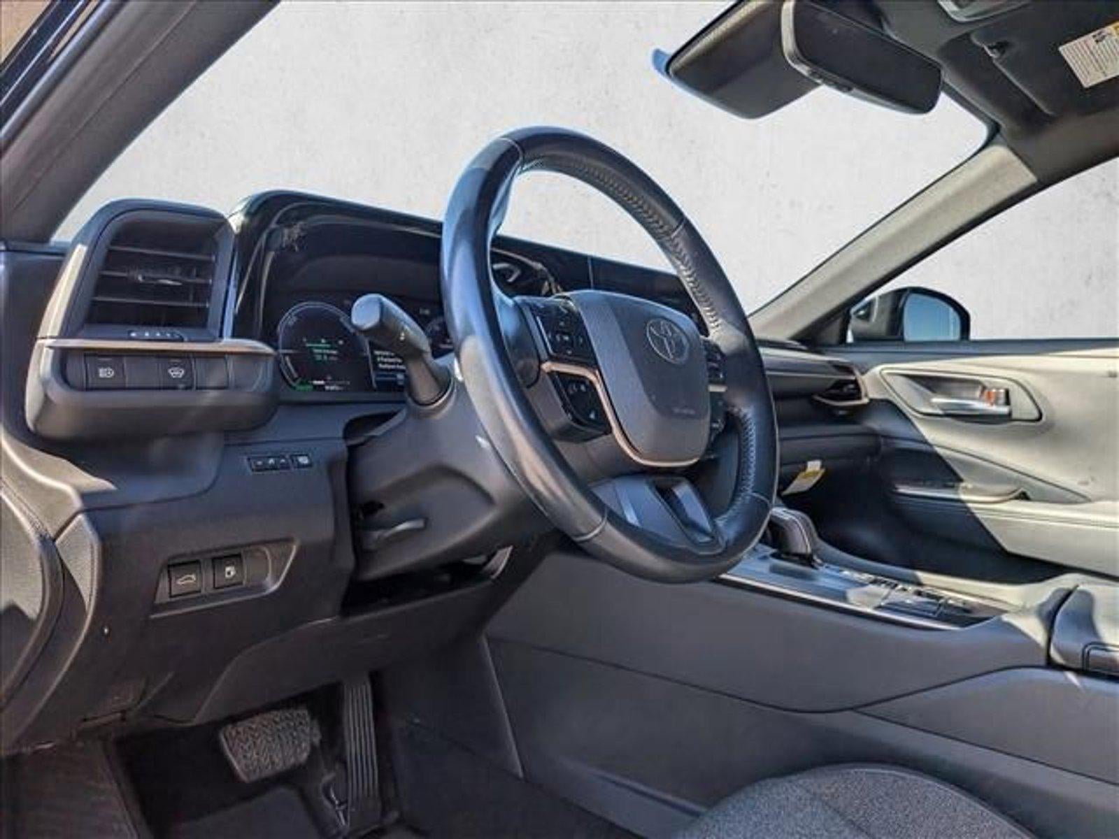 2023 Toyota Crown XLE AWD (Natl)