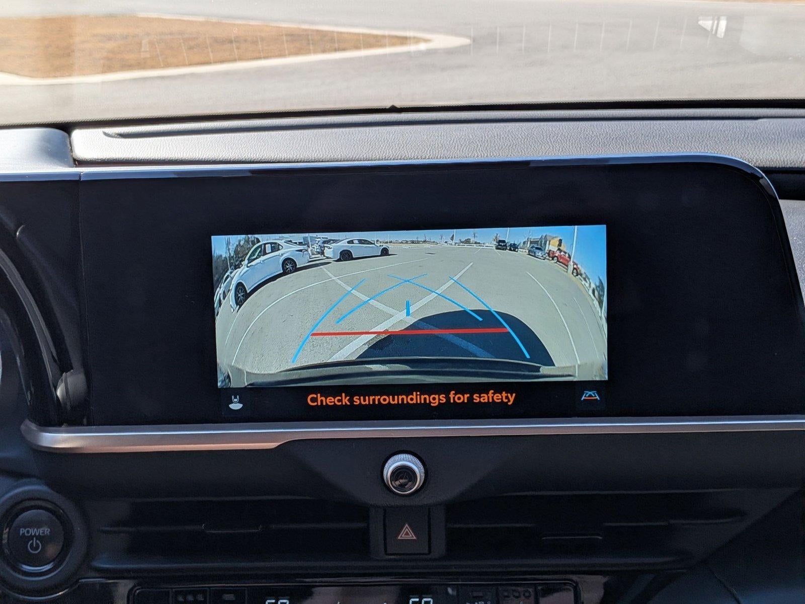 2023 Toyota Crown XLE AWD (Natl)