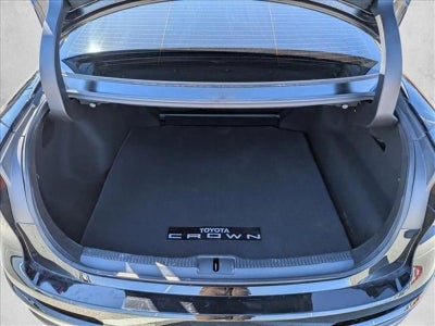 2023 Toyota Crown XLE AWD (Natl)