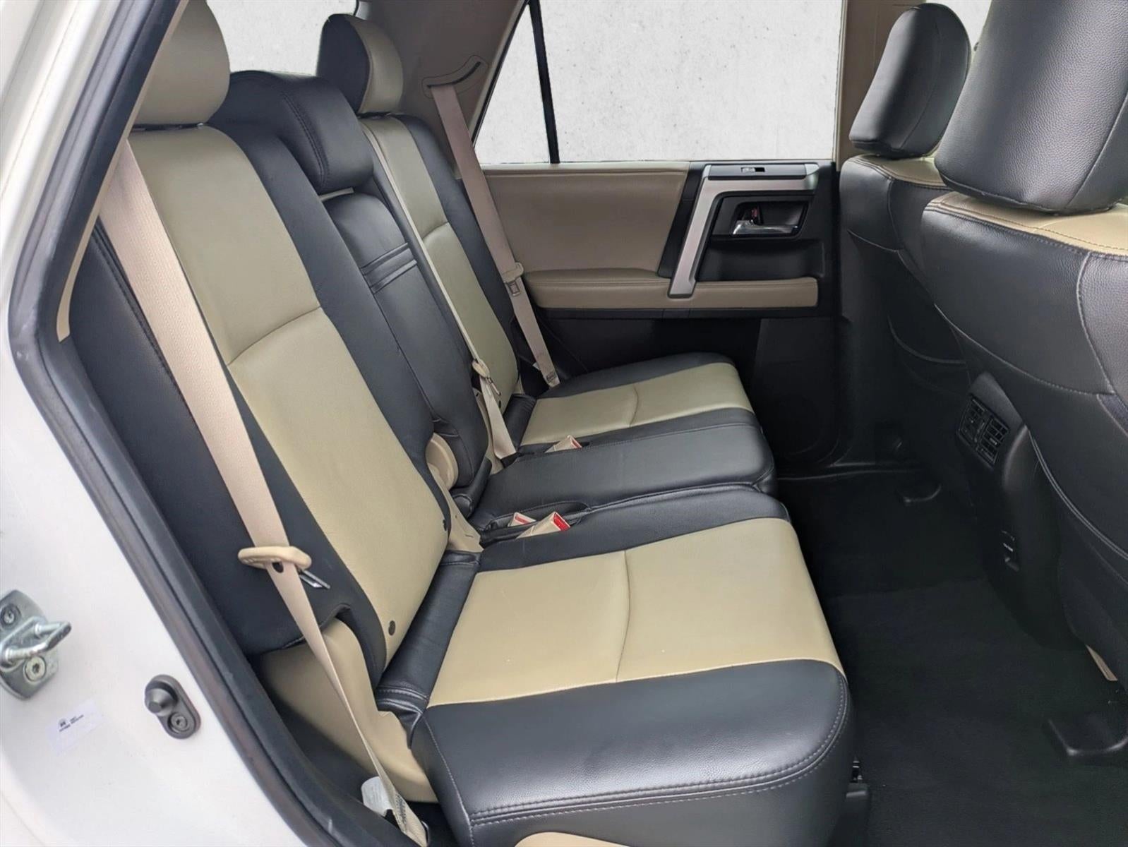 2014 Toyota 4Runner RWD 4dr V6 SR5 (Natl)