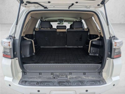 2014 Toyota 4Runner RWD 4dr V6 SR5 (Natl)