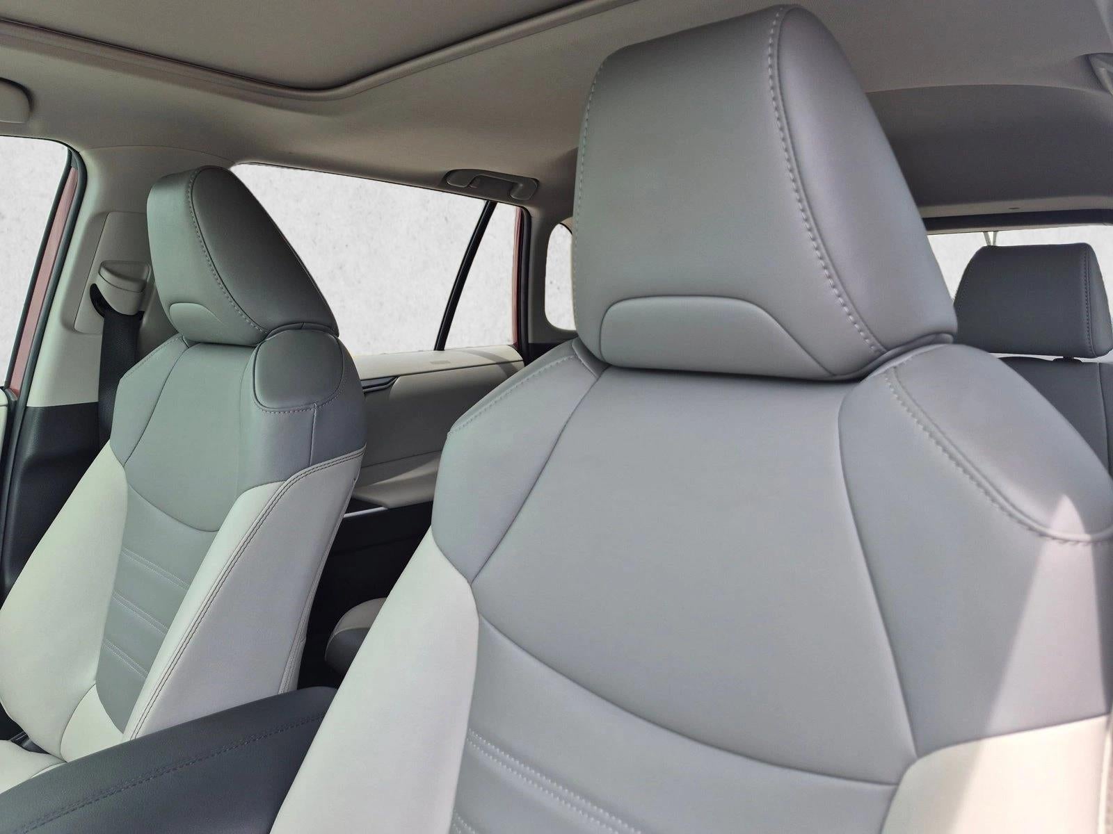 2022 Toyota RAV4 Hybrid XLE Premium AWD (Natl)