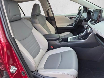 2022 Toyota RAV4 Hybrid XLE Premium AWD (Natl)