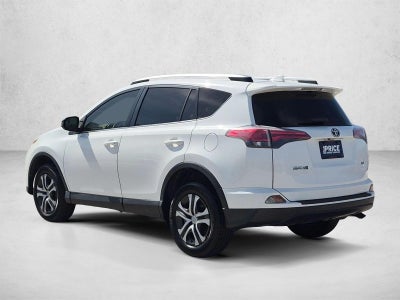 2018 Toyota RAV4 LE FWD (GS)