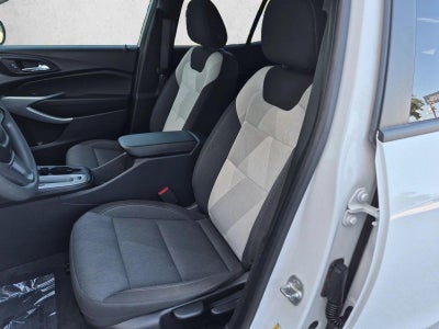 2025 Chevrolet Trax FWD 4dr LS