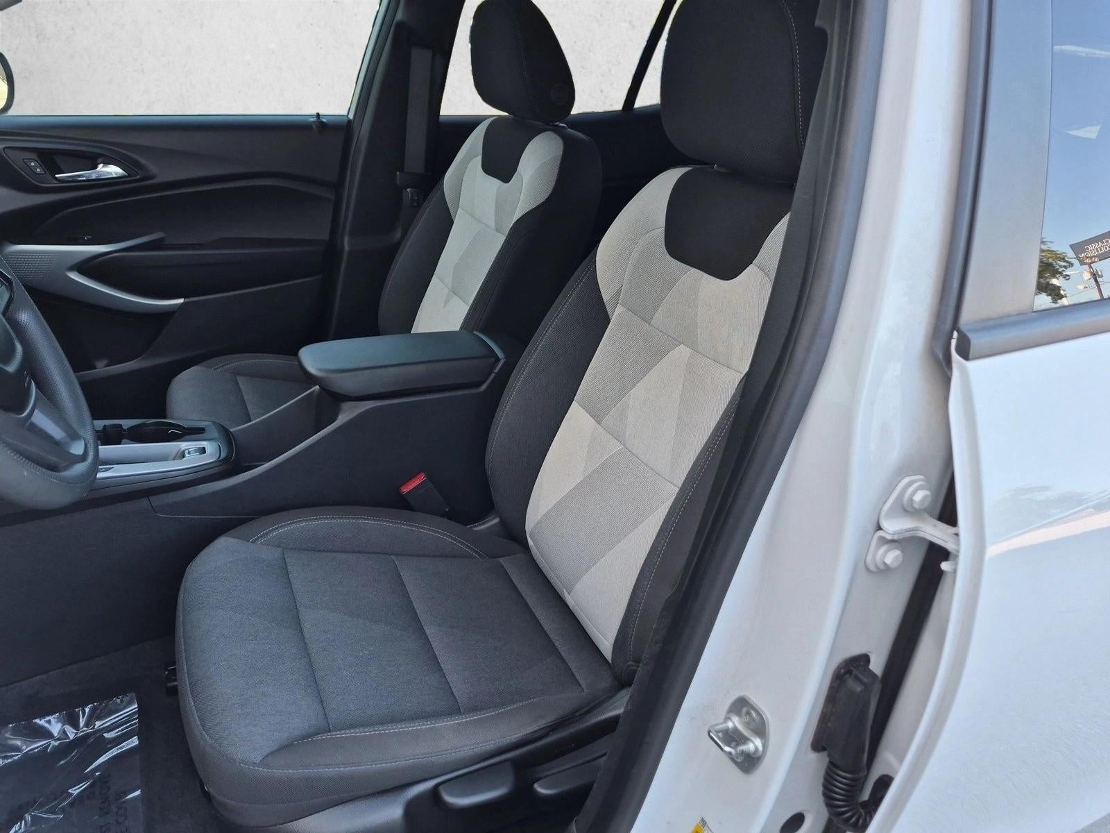 2025 Chevrolet Trax FWD 4dr LS