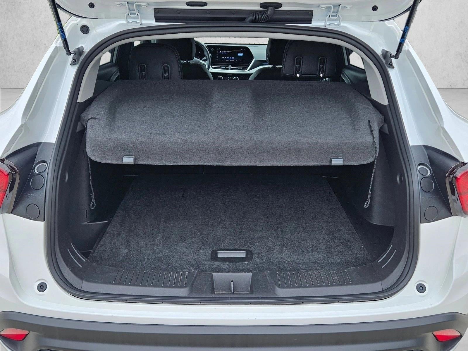 2025 Chevrolet Trax FWD 4dr LT