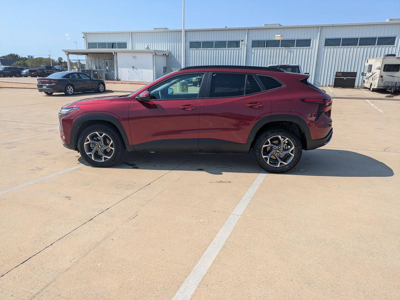 2025 Chevrolet Trax FWD 4dr LT