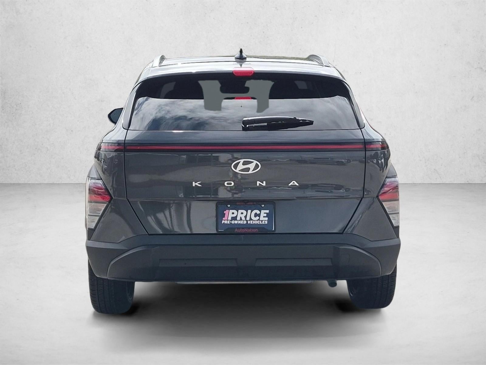 2025 Hyundai KONA SEL FWD