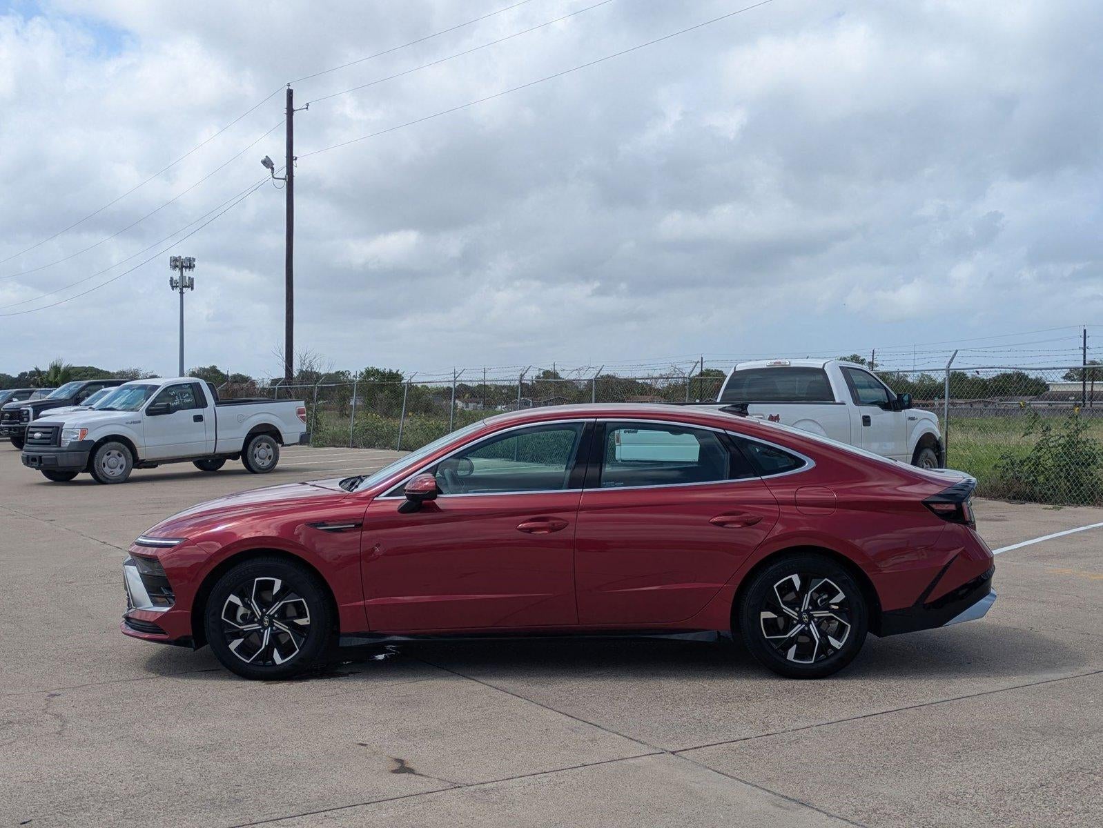 2025 Hyundai SONATA SEL FWD