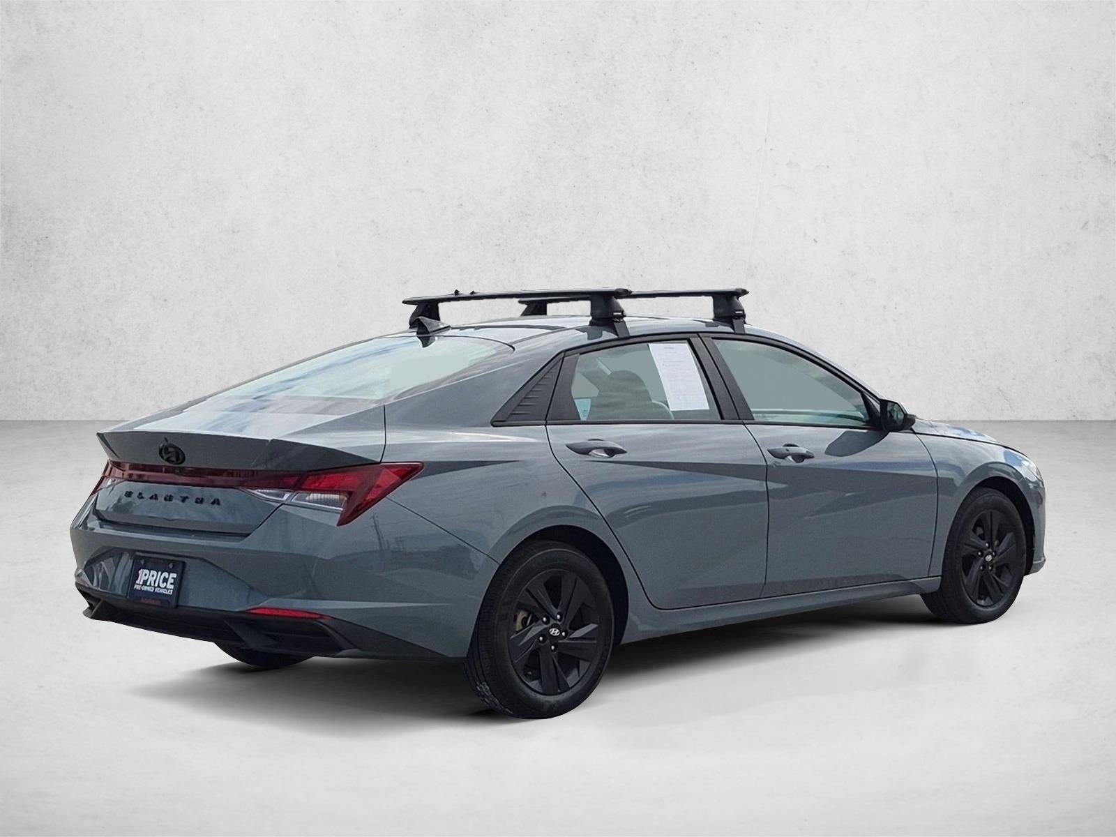 2023 Hyundai ELANTRA SEL IVT