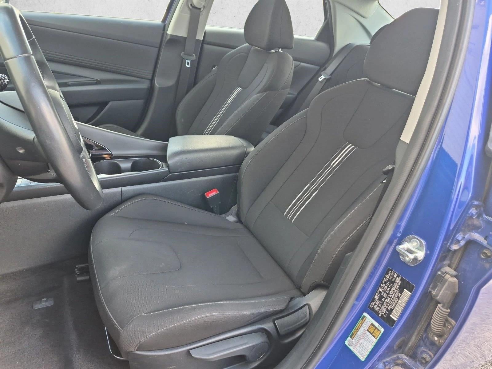 2025 Hyundai ELANTRA SEL Convenience IVT