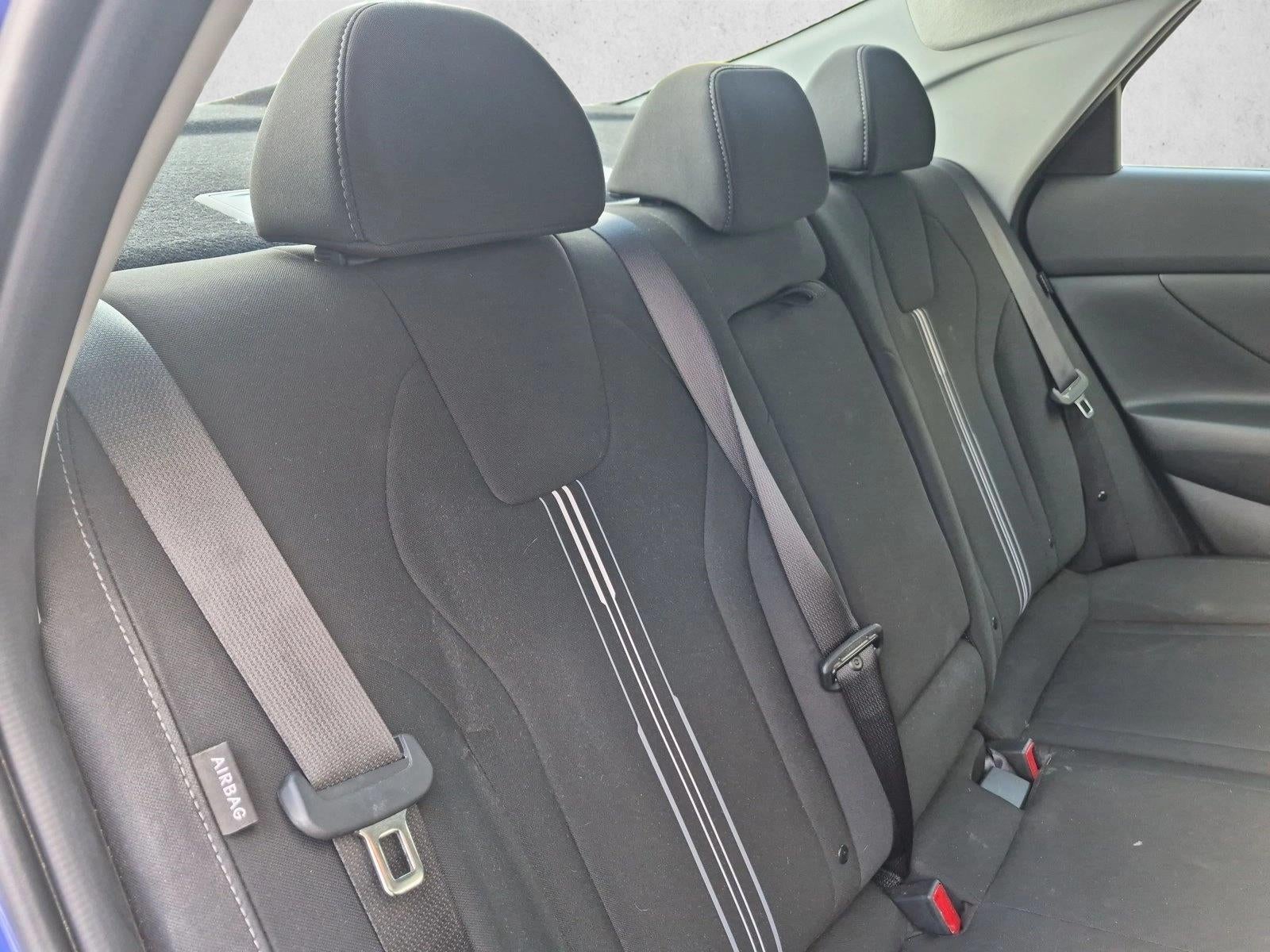 2025 Hyundai ELANTRA SEL Convenience IVT