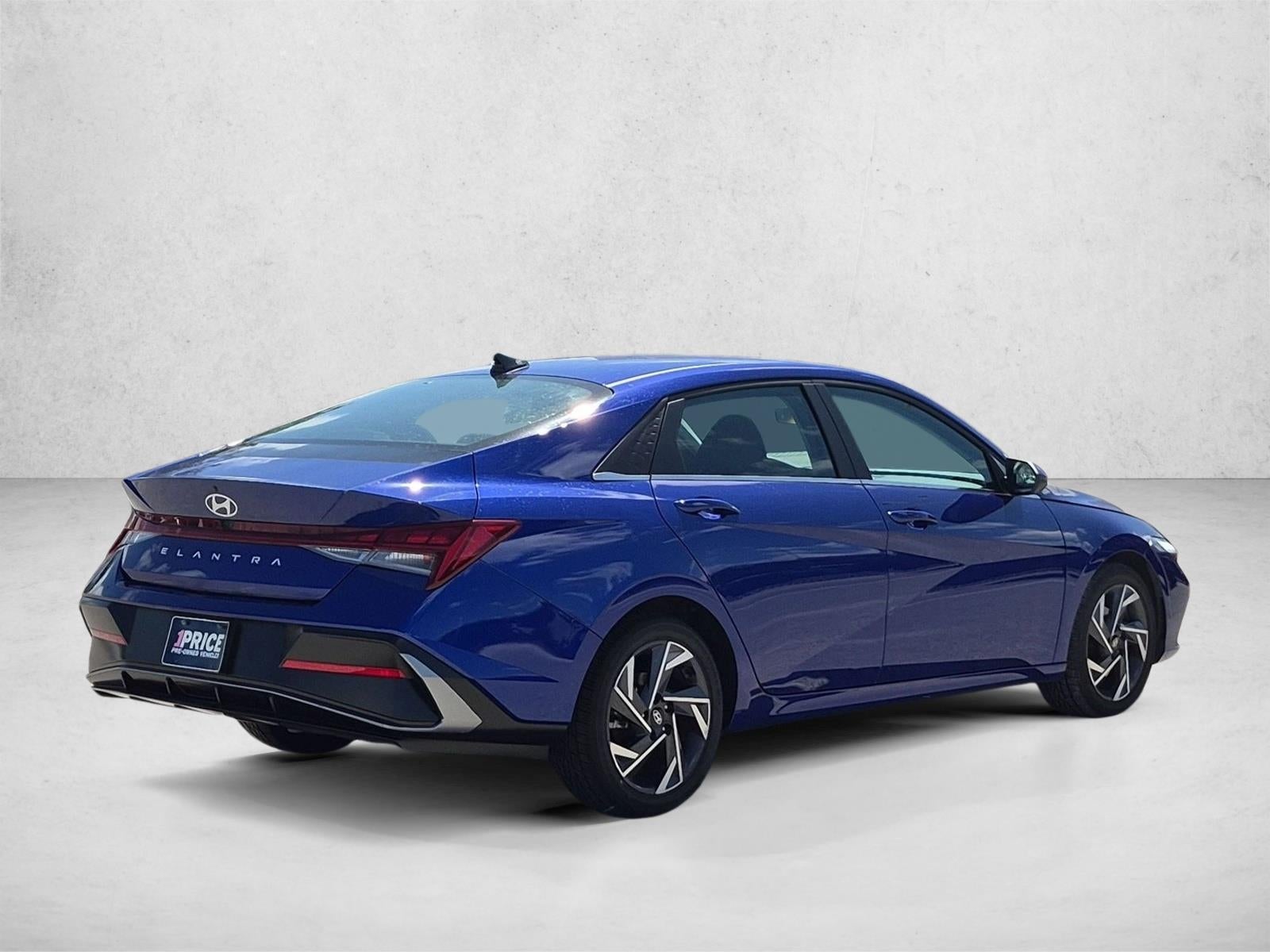 2025 Hyundai ELANTRA SEL Convenience IVT