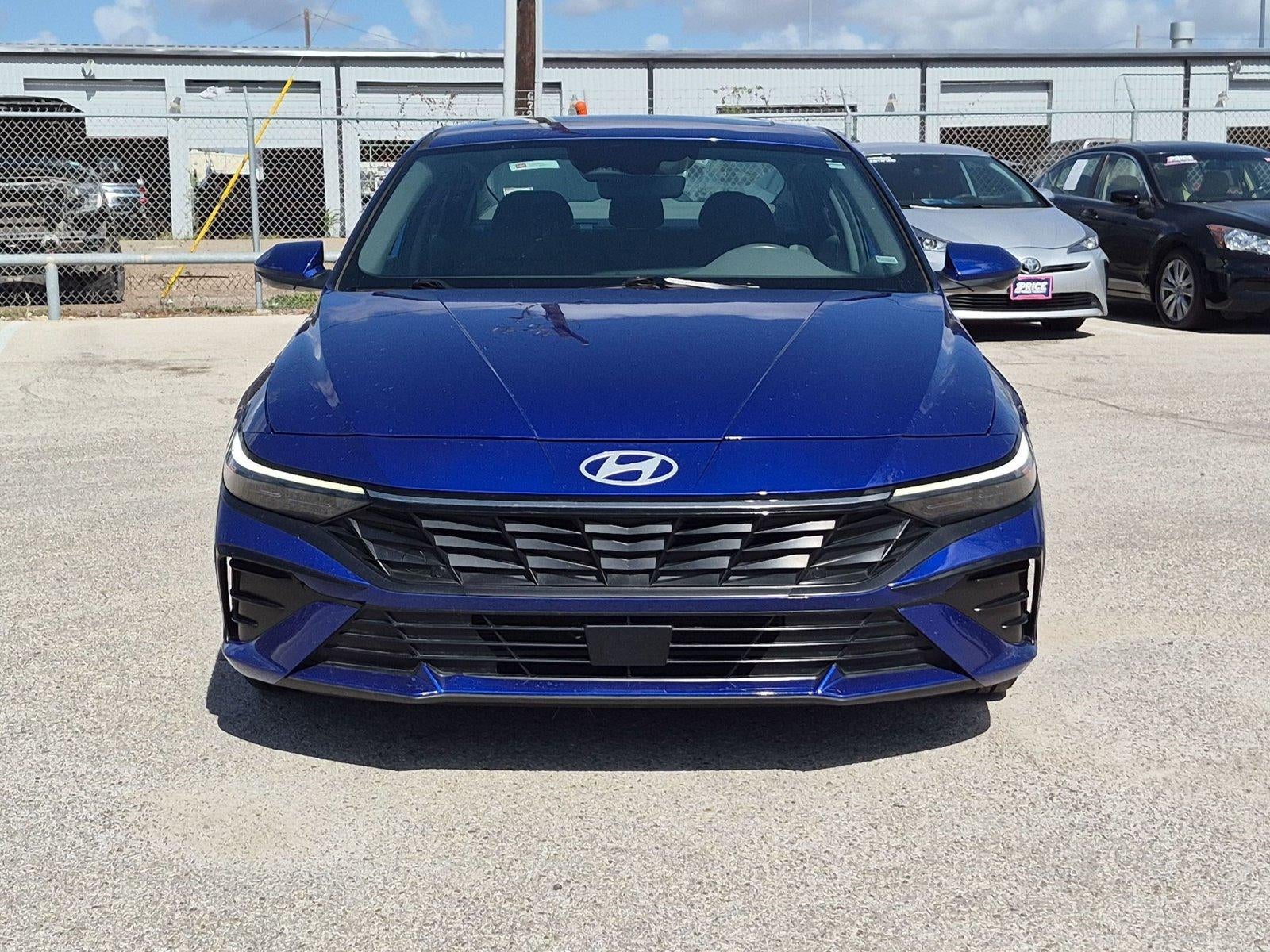 2025 Hyundai ELANTRA SEL Convenience IVT