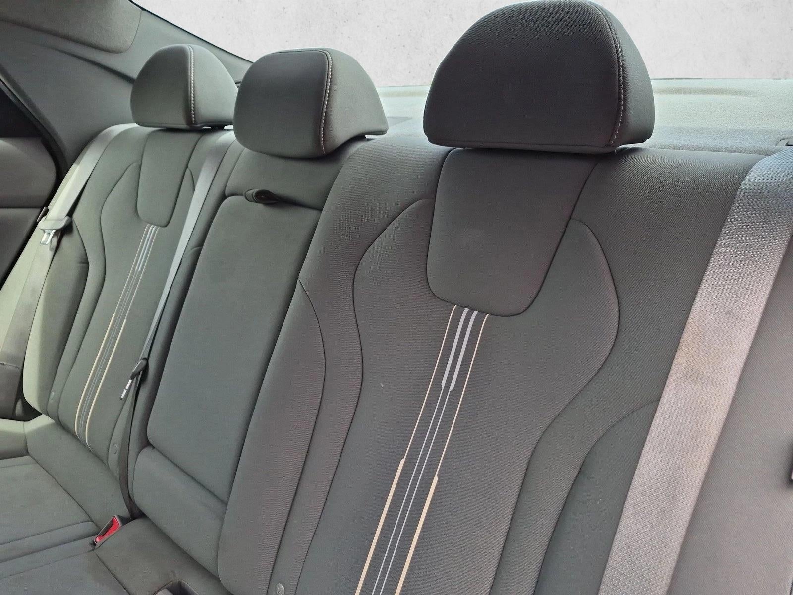 2025 Hyundai ELANTRA SEL Convenience IVT