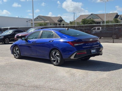 2025 Hyundai ELANTRA SEL Convenience IVT