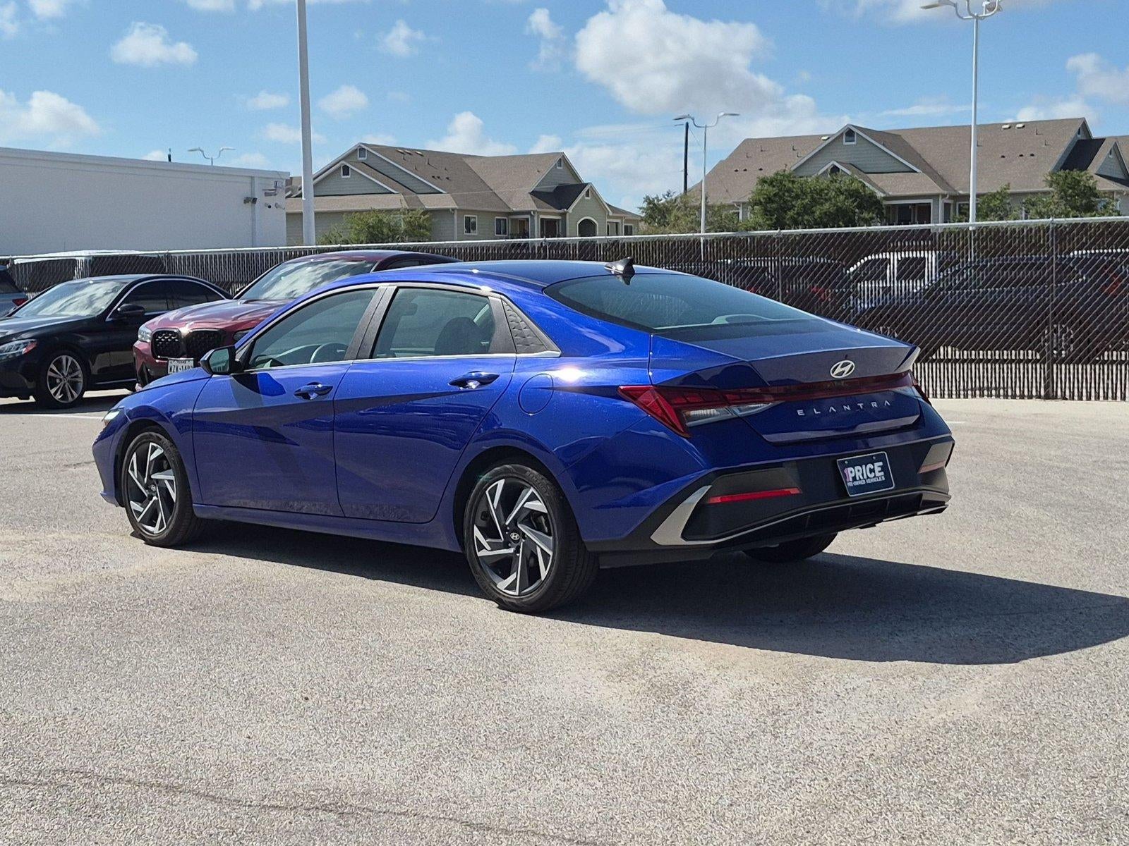 2025 Hyundai ELANTRA SEL Convenience IVT