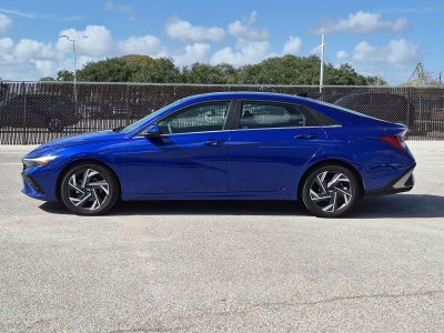 2025 Hyundai ELANTRA SEL Convenience IVT