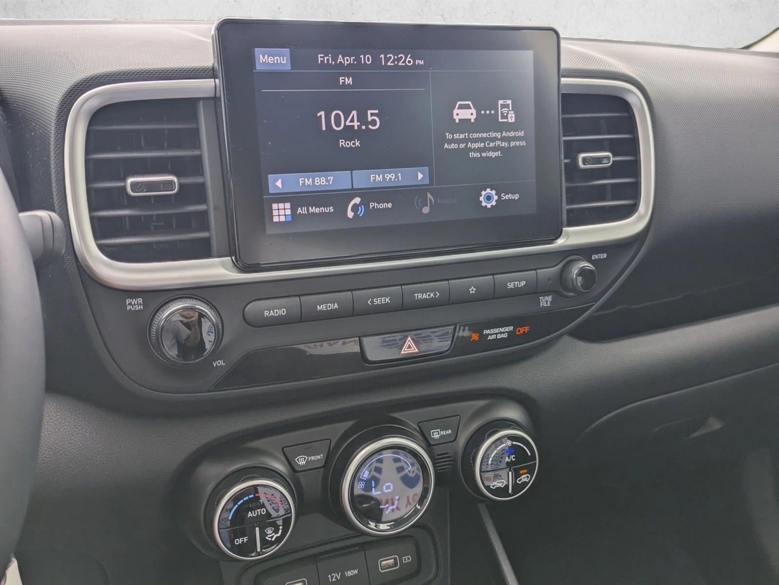 2022 Hyundai VENUE SEL IVT